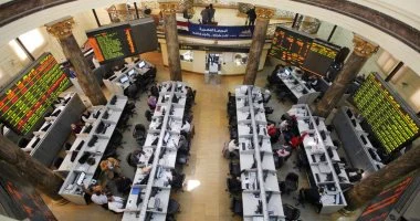 قطاعات البورصة تتنافس على الأرباح في مايو بينما سياحة تحقق أداء متميزًا