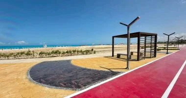 تدشين ممشى سياحي جديد في مارينا العلمين ضمن برنامج تطوير المنطقة