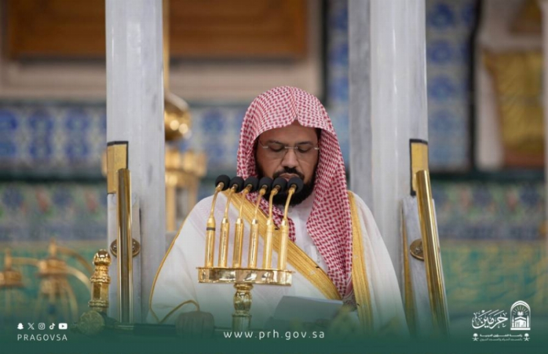 خطيب المسجد النبوي يوصي المسلمين بتقوى الله تعالى