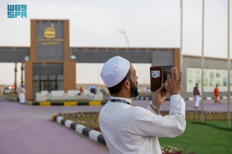 حجاج العراق يوثقون تجربة الطريق إلى المشاعر المقدسة