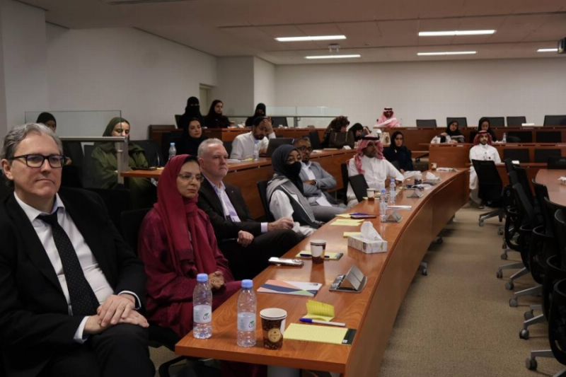 خبراء: “الصحة الحكيمة” تحول بوصلة الرعاية من الكم إلى القيمة