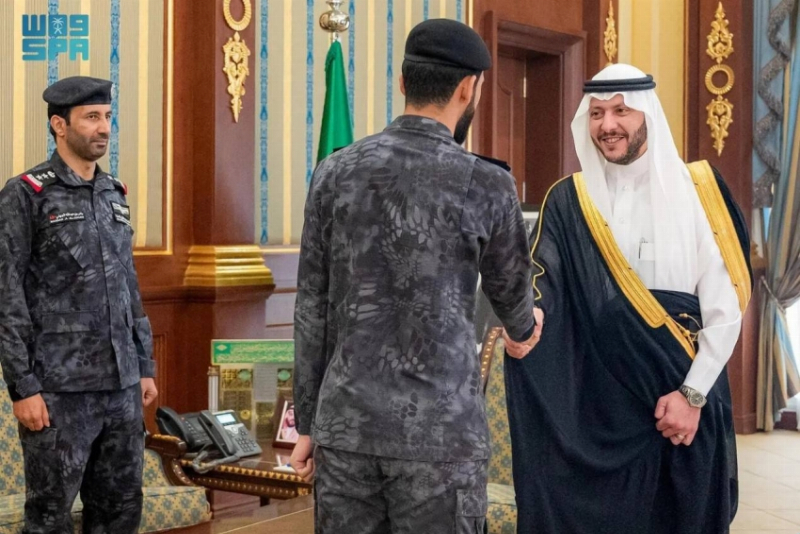 نائب أمير منطقة المدينة المنورة يطّلع على جهود القوة الخاصة للأمن والحماية