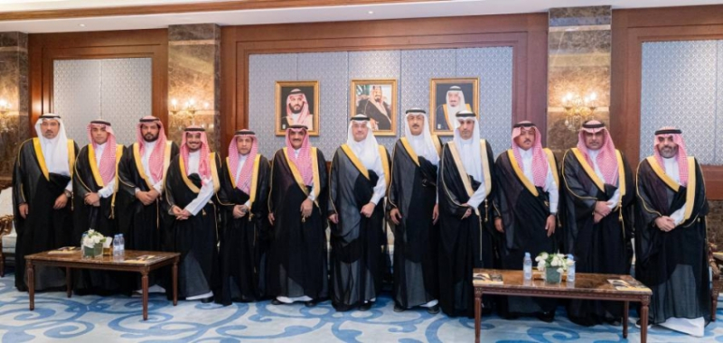 الأمير سعود بن طلال يستقبل أمين الأحساء والوكلاء