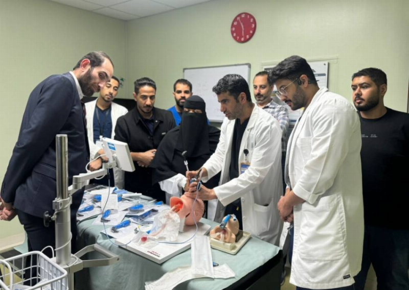 مستشفى الولادة والأطفال بالدمام ينظم دورة إدارة مجرى الهواء التنفسي للأطفال