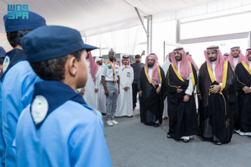 محافظ الخرج يتفقد مركز خدمة ضيوف الرحمن بالمحافظة