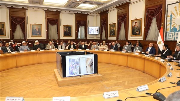 محافظ القاهرة: افتتاح مأوى للكلاب الضالة خلال الشهر المقبل ضمن خطة علمية شاملة