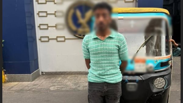 ضبط سائق توك توك بعد تهديد المارة بسلاح أبيض في الإسكندرية
