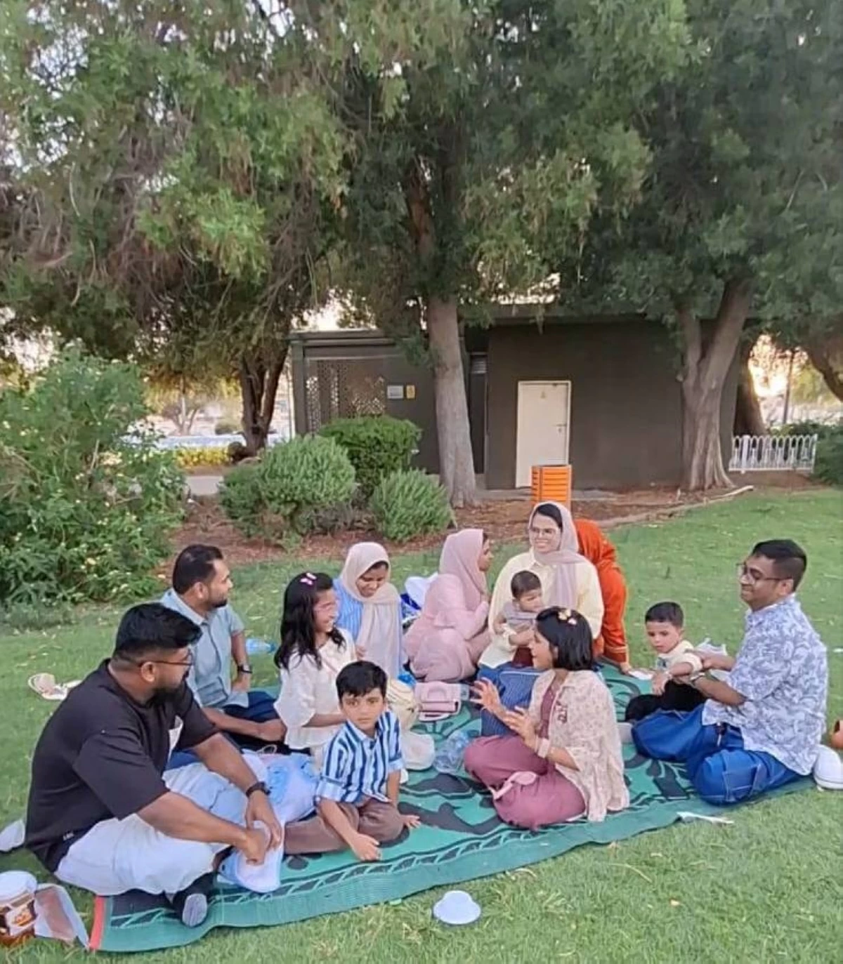 فرحة واسعة تغمر منطقة العين