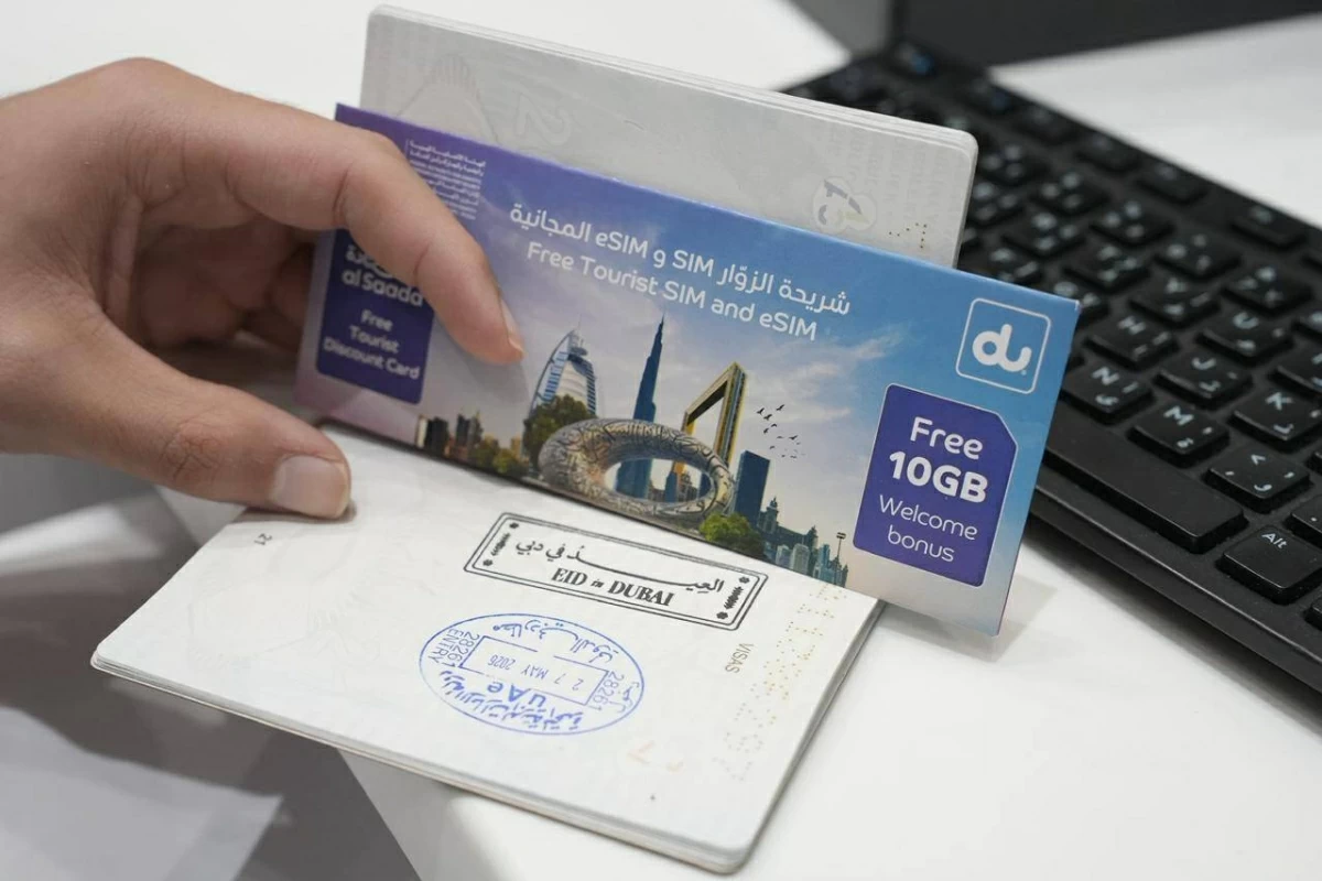 دبي تطلق ختمًا خاصًا للمسافرين بمناسبة العيد في المطار