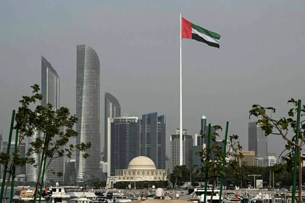 الإمارات تتوقع ارتفاع الناتج المحلي إلى 1.9 تريليون مع نمو اقتصادي ملحوظ في 2025