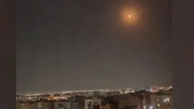 الجيش الأمريكي يستهدف ميناءي قشم وبندر عباس في ضربات جراحية مفاجئة