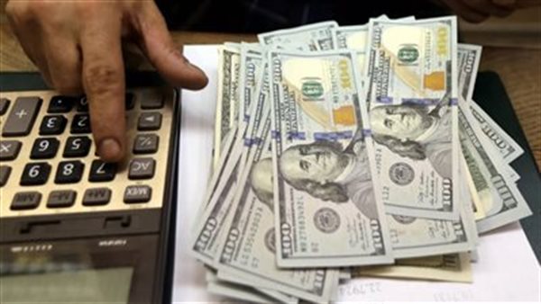 الداخلية تكثف جهدها ضد تجار العملة بمصادرة 6 ملايين جنيه