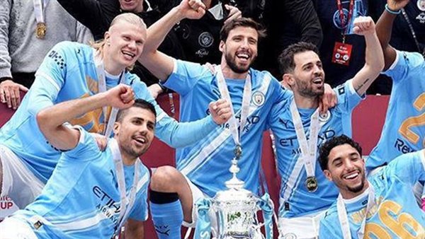 أرسنال يتوج بطلاً للدوري الإنجليزي الممتاز بعد تعثر السيتي قبل اللقاء