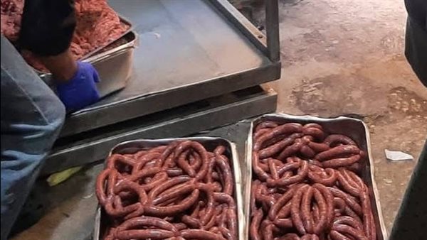 ضبط 500 كيلوغرام من اللحوم والدواجن غير المعلومة خلال حملات تموينية مكثفة في شرق شبرا الخيمة