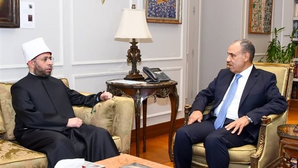 الخارجية والأوقاف تبحثان خطة مصر لنشر «الخطاب الديني المستنير» عالميًا