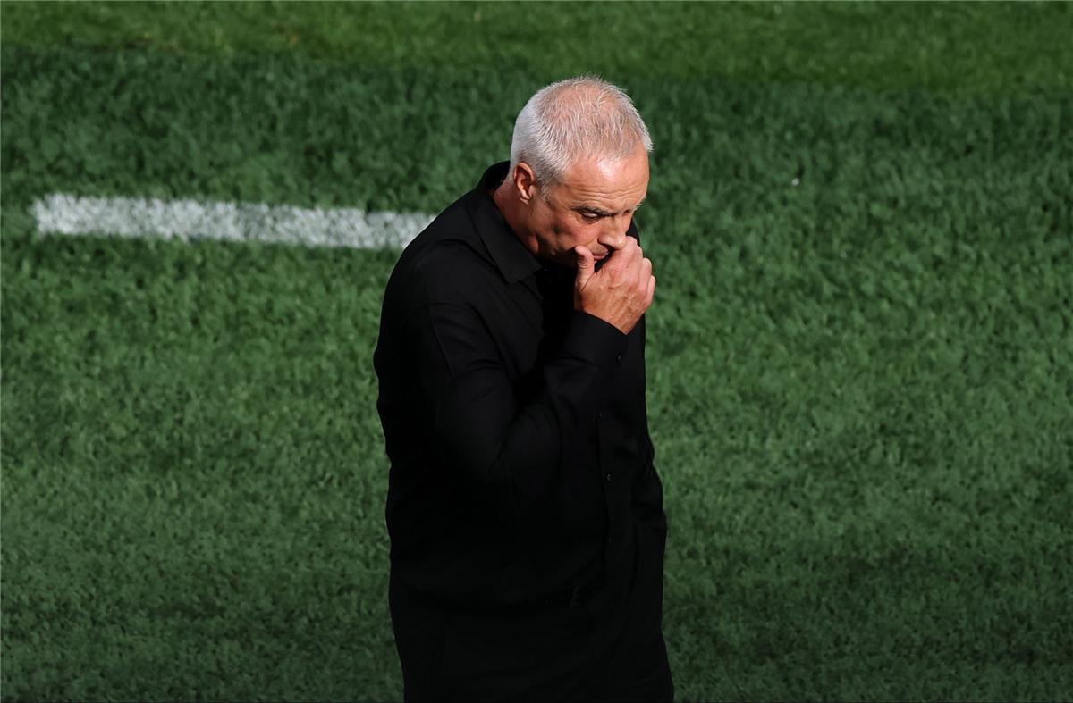ندم المدير الفني لنيوزيلندا بعد هزيمة منتخب بلاده أمام مصر بالمونديال بسبب احتفالات الفراعنة