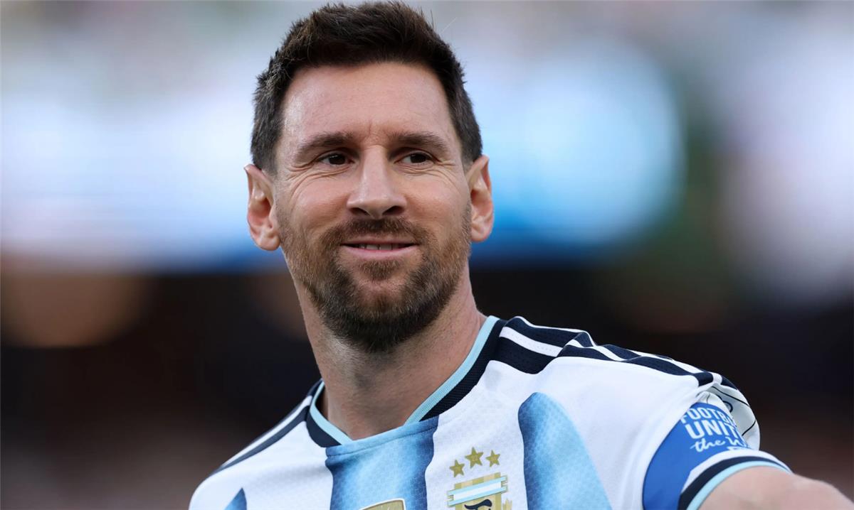 أصدرت فيفا تصنيف أعلى لاعبي كأس العالم 2026 وميسي يتراجع