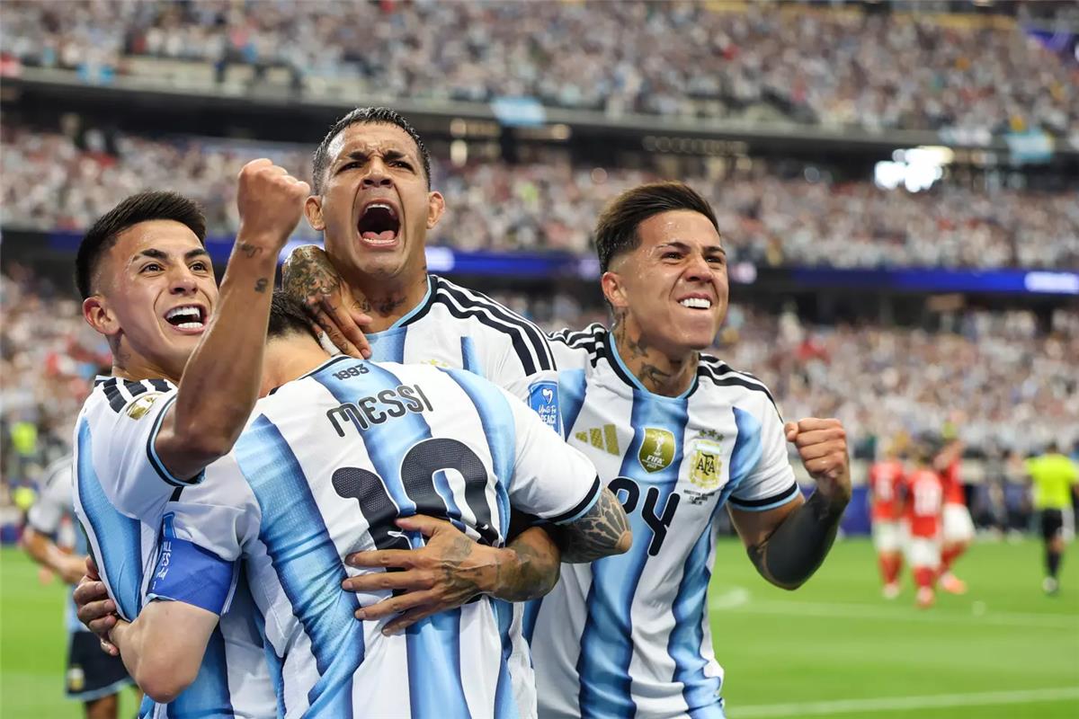 قبل مواجهة الأردن اليوم في كأس العالم تشكيلة الأرجنتين المتوقعة
