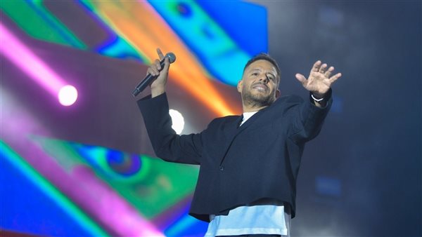بالصور.. محمد حماقي يطلق ألبوم “سمعوني” بحفل استثنائي وأجواء عالمية