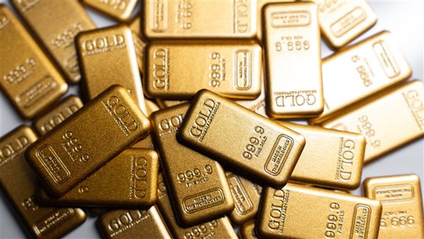 «نشتري ولا نبيع؟».. محلل اقتصادي يوجه نصائح للمواطنين بعد تراجع أسعار الذهب