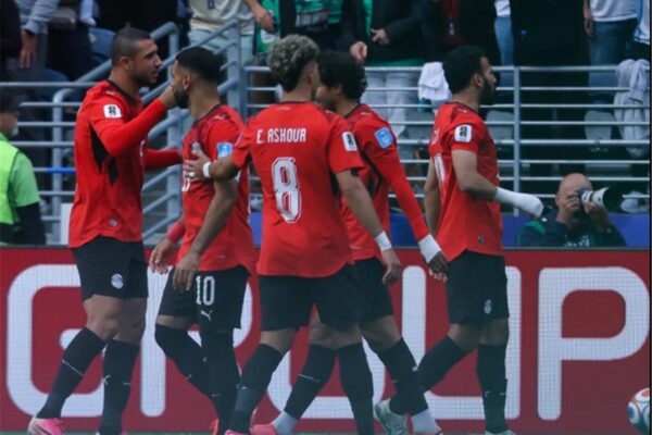 إبراهيم حسن يرد على أنباء غضب هيثم حسن.. وموقف صلاح وحمدي فتحي من مباراة أستراليا