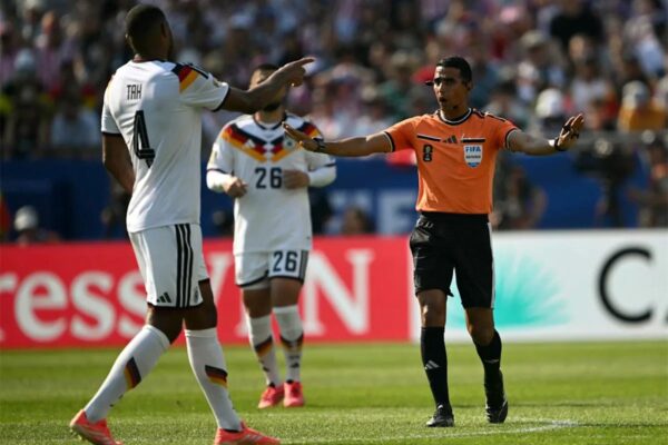 “دون المستوى”.. شبكة تحكيمية تنتقد أداء جلال جيد في مباراة ألمانيا وباراجواي