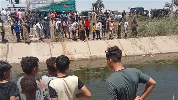 9 وفيات.. ارتفاع عدد ضحايا حادث سقوط تروسيكل بترعة نجع حمادي بأسيوط