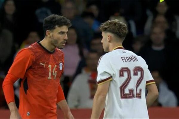 حمدي فتحي يعلن موقفه من مباراة مصر وأستراليا في كأس العالم