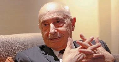 حرب بيانات في ليبيا.. إقالة رئيس جهاز المخابرات العامة يفجر أزمة