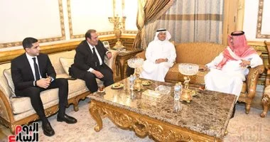 تجمع رسمي وحكومي لمواساة عائلة السفير السعودي في القاهرة