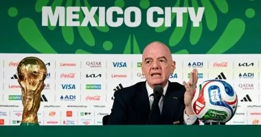 البرلمان الأوروبي يطالب بالتحقيق مع إنفانتينو بسبب جائزة ترامب