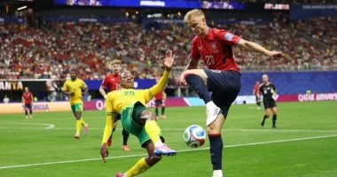 مهاجم التشيك: أهدرنا الفوز أمام جنوب أفريقيا وعلينا القتال أمام المكسيك