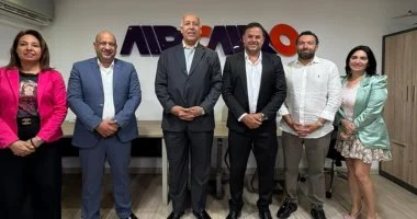 إيركايرو توقع بروتوكول تعاون مع الاتحاد المصرى للشراع والانزلاق على الماء