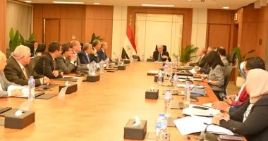 نائب رئيس الوزراء للشؤون الاقتصادية يترأس الجمعيات العامة لـ5 شركات قابضة