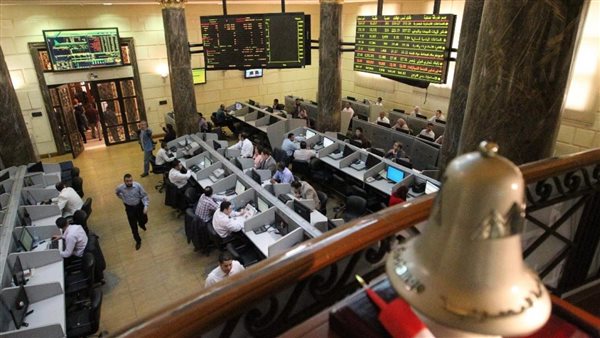 عاجل| بينها شركات كبرى بقطاع البترول.. الحكومة تدرج 16 شركة مملوكة للدولة بالبورصة