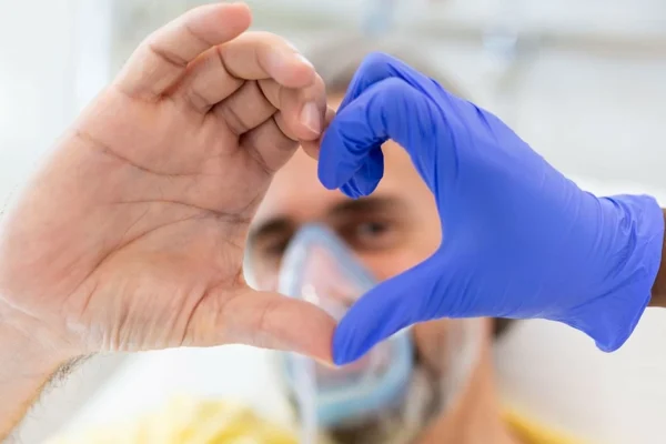 هل يمكن أن يصاب القلب بالسرطان؟ أطباء يوضحون الأعراض المبكرة – أخبار السعودية