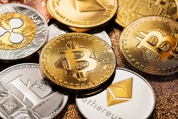 صناديق البيتكوين الأمريكية تتجه لتسجيل أكبر سحوبات شهرية تاريخياً – أخبار السعودية