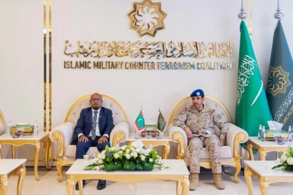 مساعد القائد العسكري للتحالف الإسلامي يستقبل وزير الدفاع والخدمة الوطنية في المالديف – أخبار السعودية