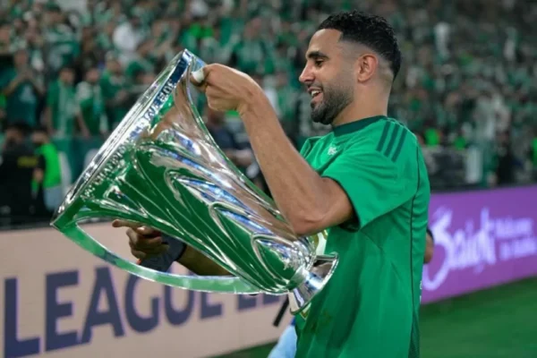 الأهلي يُفعّل بند إنهاء عقد رياض محرز – أخبار السعودية