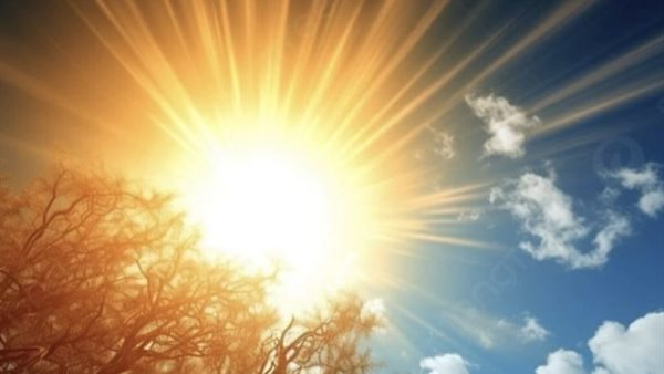 حالة الطقس غدا 12 يونيو 2026.. أجواء حارة ورطبة وشبورة مائية على الطرق صباحًا
