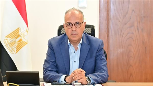وزير الري يتابع تنفيذ الخطة الاستثمارية الحالية ويستعرض خطة العام المالي 2026/2027