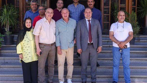 الخطيب يتفقد حالة مشجع الأهلي عبدالله عربي الصحية للمرة الثانية