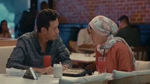 مسلسل ورد على فل وياسمين الحلقة 8.. طارق يعترف بحبه لـ إلهام