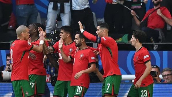 إجراءات أمنية لحماية رونالدو.. الذعر يجتاح معسكر البرتغال بسبب 3 تماسيح