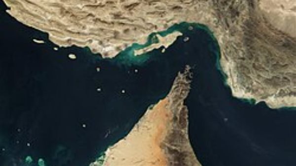أمريكا: إيران لا تسيطر على مضيق هرمز وقواتنا في حالة تأهب للدفاع ضد عدوانها