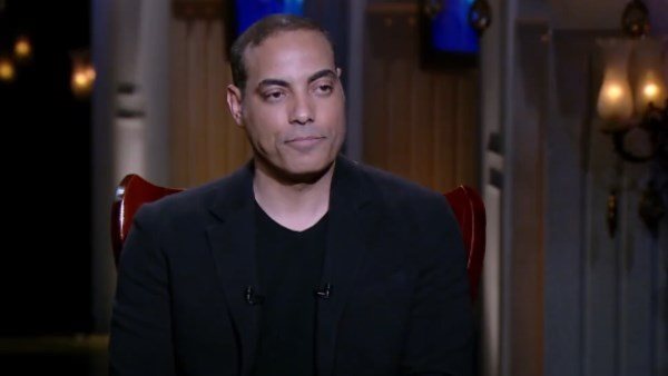 محامي خالد بيبو يعبّر عن استياءه من تصريحات “دروجبا” بشأن الأهلي ويؤكد استعدادهم للتصالح