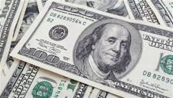 تراجع سعر الدولار أمام الجنيه المصري اليوم الجمعة بمقدار 12 قرشًا