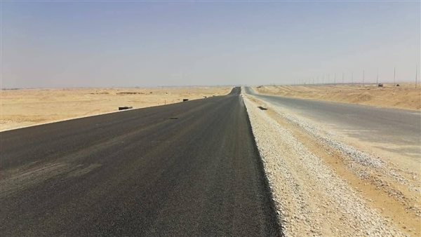وزيرة الإسكان تستعرض سير أعمال تنفيذ المرافق والطرق في مشروع سكني يمتد على 1800 فدان بمدينة أكتوبر الجديدة