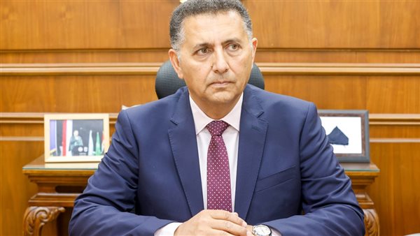 محافظ القليوبية يتخذ إجراءات فورية بعد انتشار فيديو يثير الجدل لمسؤول في التعليم
