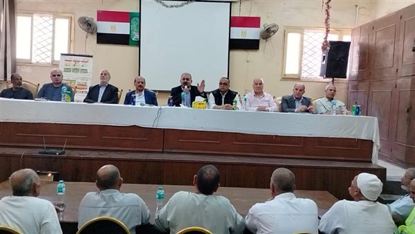 بتكليفات من وزير الزراعة.. رئيس الإصلاح الزراعي يتابع منظومة العمل والزراعات الصيفية بمحافظة كفر الشيخ